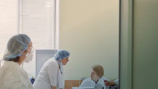 Рекордный прирост: за сутки коронавирусом заболело более 9 тысяч россиян