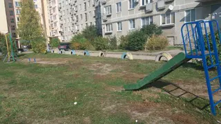 Похоже на Припять: рязанцы пожаловались на состояние детской площадки по улице Новая