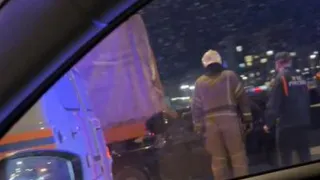 На Северной окружной дороге в Рязани произошло серьёзное ДТП с грузовиком