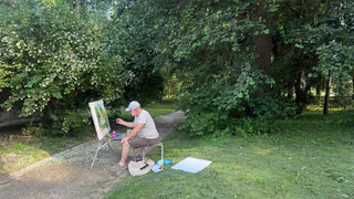 Пожилых россиян предупредили: пенсию начнут снижать, если прописан в квартире не один