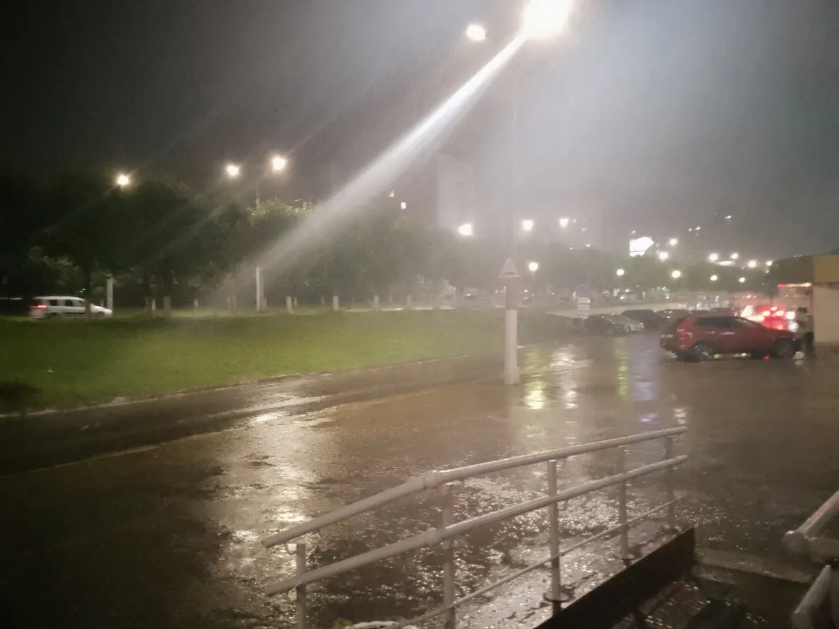 На нас идут новые мощные ливни - какие города уже начнет заливать с 1 сентября