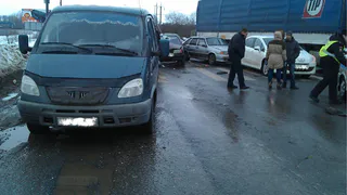 В Рязани на трассе столкнулись четыре автомобиля