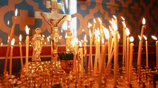 В нижнекамских православных храмах сегодня день поминовения усопших