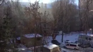 На Введенской загорелась квартира в жилом доме - видео очевидца