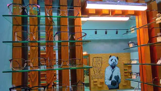 В Рязани открылся салон оптики, в котором бесплатно проверяют зрение