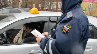 Нижнекамские таксисты работают с нарушениями