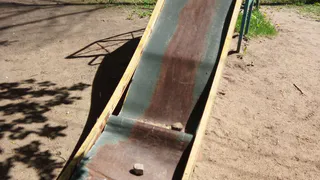 Фото-факт. Суровая рязанская горка для детей