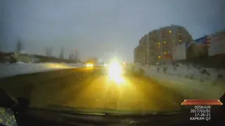 В Рязани водитель чудом избежал лобового столкновения