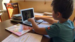 На линейку в другой день: изменилась дата начала учебного года в школах — и это не 1 сентября. Родители, готовьтесь