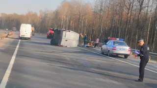 В Спасском районе перевернулся микроавтобус