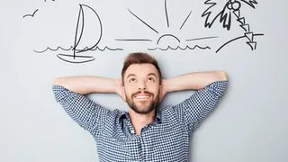 Названы три привычки, которые приводят человека к бедности