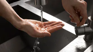 Жители поселка Андреево Судогодского района на 13 дней остались без водоснабжения