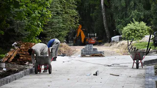 Олег Денисов оценил благоустройство парка Белинского