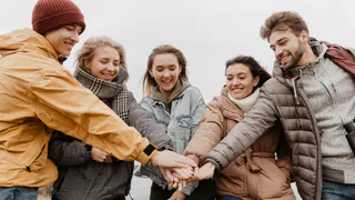 Конфуций прямо сказал, как легко распознать «подлецов» в кругу друзей — всего 1 вопрос