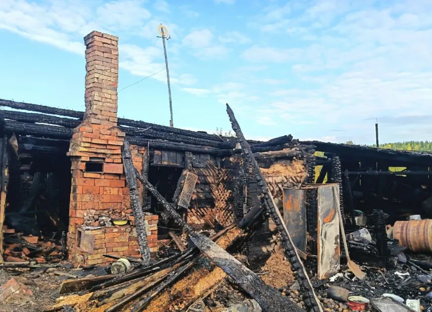 Огнеборцы Коми потушили два пожара в загородных постройках: пострадавших нет