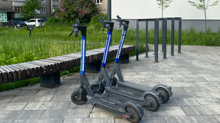 После падения в центре Сыктывкара электросамокатчик попал в больницу 