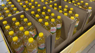 Гадость в бутылке: это растительное масло лучше обходить стороной. Опубликован черный список
