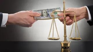 Президент Адвокатской палаты Брянской области подозревается в подкупе