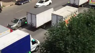 По Рязани прокатился свадебный кортеж из "Газелей": видео