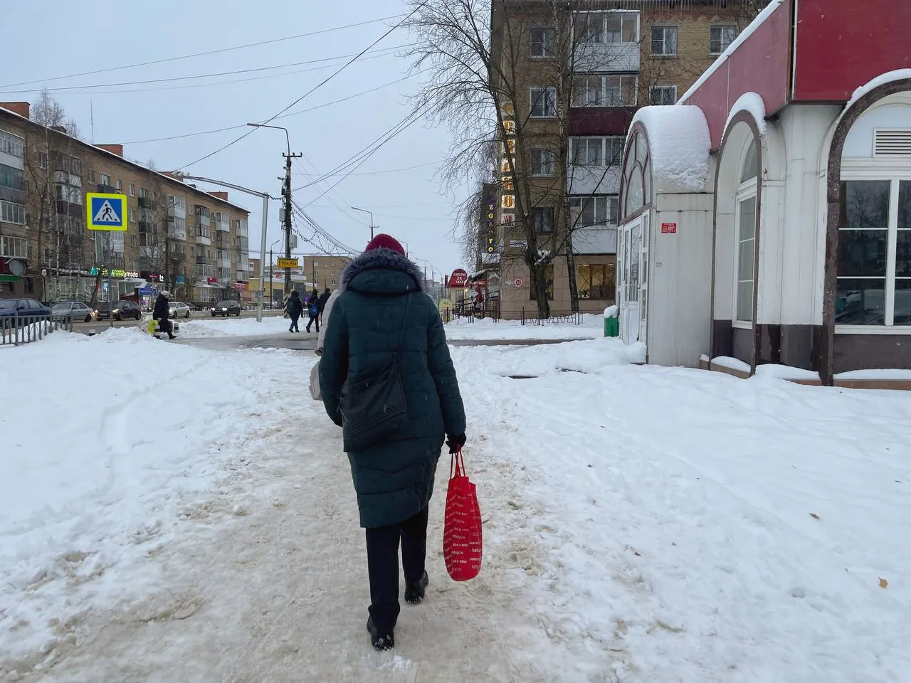 Указ приняли тихо: теперь российским пенсионерам запрещено оплачивать автобус, таблетки и ЖКХ