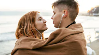 Гороскоп на день: 13 ноября у Близнецов произойдет любовная драма, а Козероги могут рассчитывать на приятные неожиданности