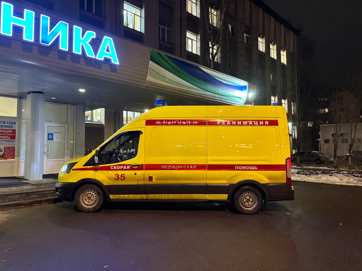 После операции по установке имплантатов челябинка попала в больницу