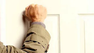 Названы люди, которых россияне будут обязаны впускать в квартиры и дома