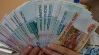 «Деньги обесценятся уже точно»: назван месяц полного обвала сбережений россиян