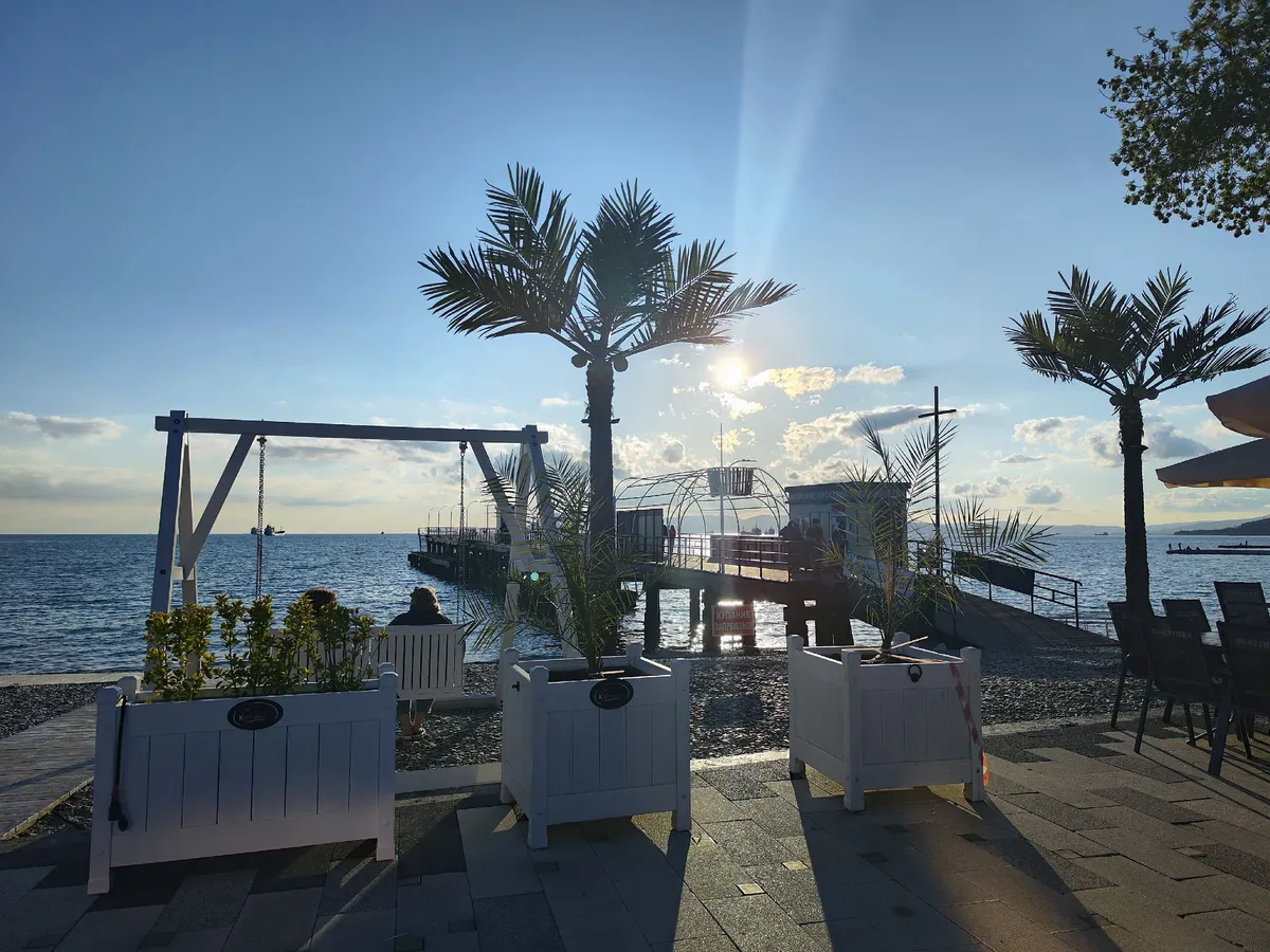 Вселенная откроет перед ними все возможности: до конца июня тех, кто ожидает невероятное везение, ждет исполнение желаний