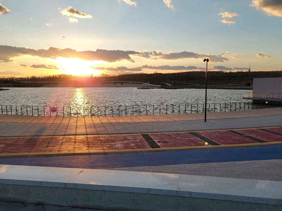 Челябинская область занимает одно из ведущих мест на Урале по строительству, торговле и росту зарплат