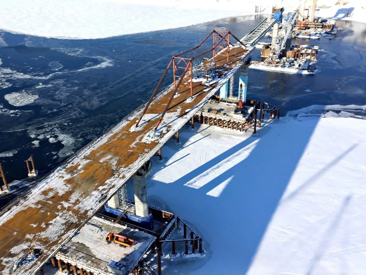 Техническая готовность моста через Каму составляет 50%