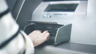 Банки начали повышать ставки по вкладам перед новым заседанием ЦБ