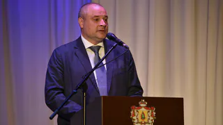 Греков прокомментировал увольнение директора школы №50