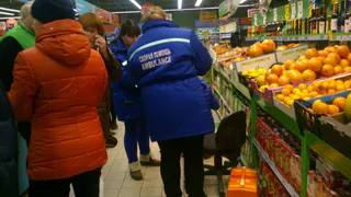 Народная новость: работники "Пятерочки" оказали помощь рязанке, у которой случился приступ