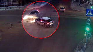 Около ТРЦ «Атрон-Сити» произошло очередное ДТП - видео