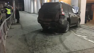 В центре Рязани внедорожник вылетел на тротуар и сбил двух пешеходов