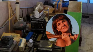 "Из НИТИ нас выгнали, дали 9 дней, чтоб съехать," - основательница рязанского музея СССР