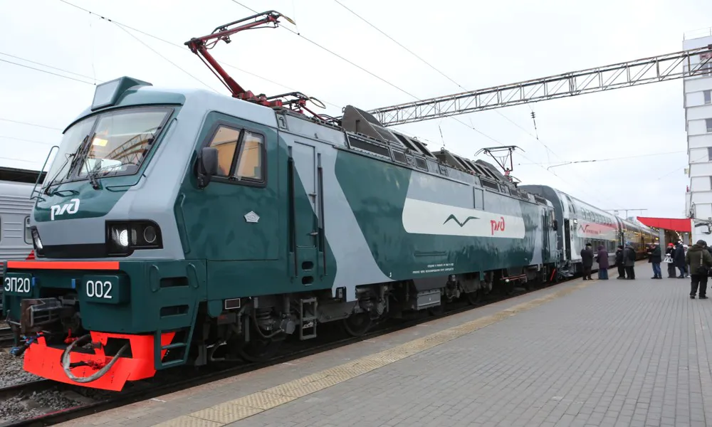 В праздничные дни через Владимир запустят удлинённый состав поезда «Буревестник»