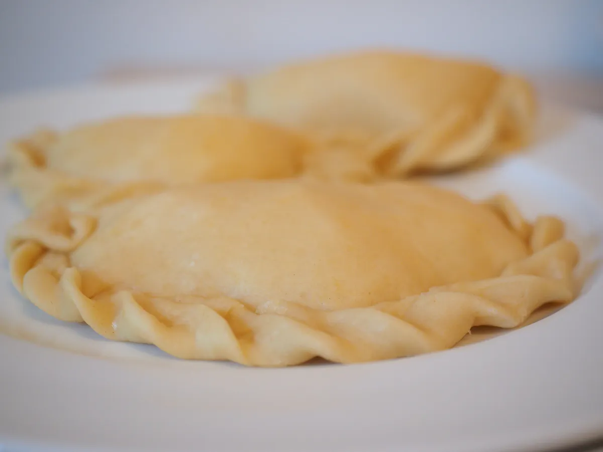 Смело хватайте 4 пачки - всё натуральное: Роскачество назвало лучшие марки вареников с картофелем