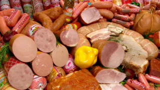 Смело берите 2 пачки – в составе только чистое мясо, сои нет: Росконтроль назвал самые лучшие марки сосисок