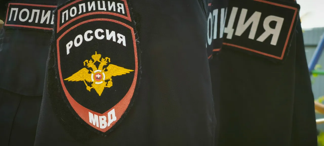 Полиция установила виновника инцидента с разбитыми стеклами в Челябинской области