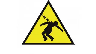 В Трубчевском районе 26-летний мужчина погиб от удара током