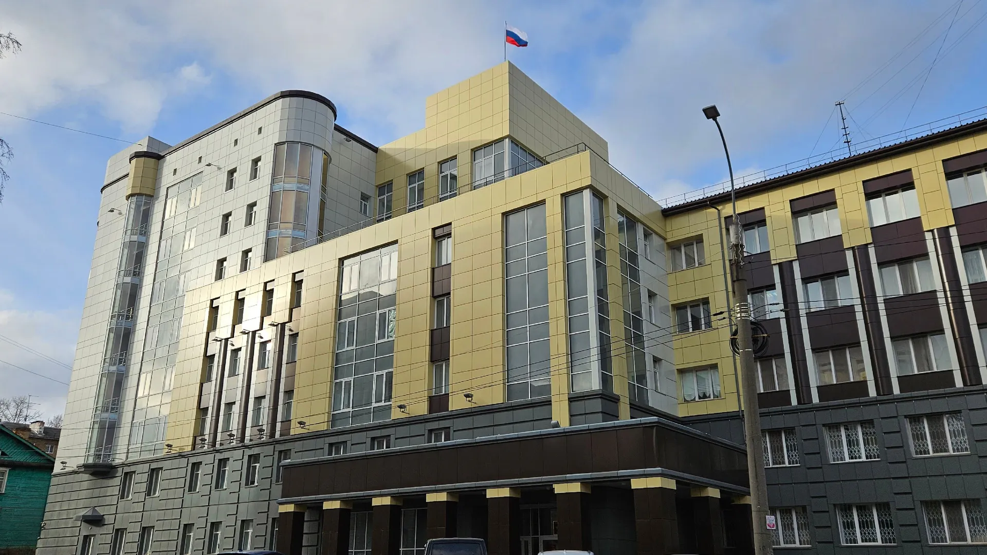 В Коми иностранец осужден за использование липовой миграционной карты