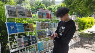 Во Владимире открыли Летний читальный зал под открытым небом