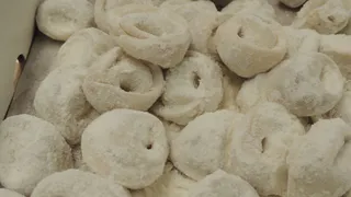 Перемолотые рога и копыта в тесте, мяса нет: Роскачество назвало худшие марки пельменей. Не покупайте даже по акции