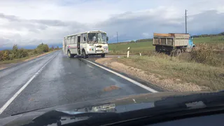 Под Касимовом столкнулись грузовик и автобус