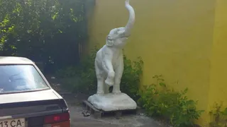 Жители Рязани обнаружили вывезенную из Шлакового скульптуру слоника