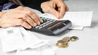 В Госдуме заявлено о невозможности существенного повышения пенсий и других выплат