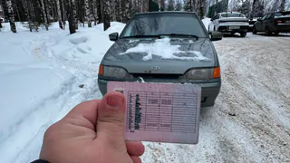 Водителей с многолетним стажем обяжут пересдавать права в марте - условия