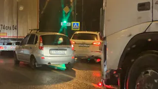 Авария на Южной окружной спровоцировала пробку